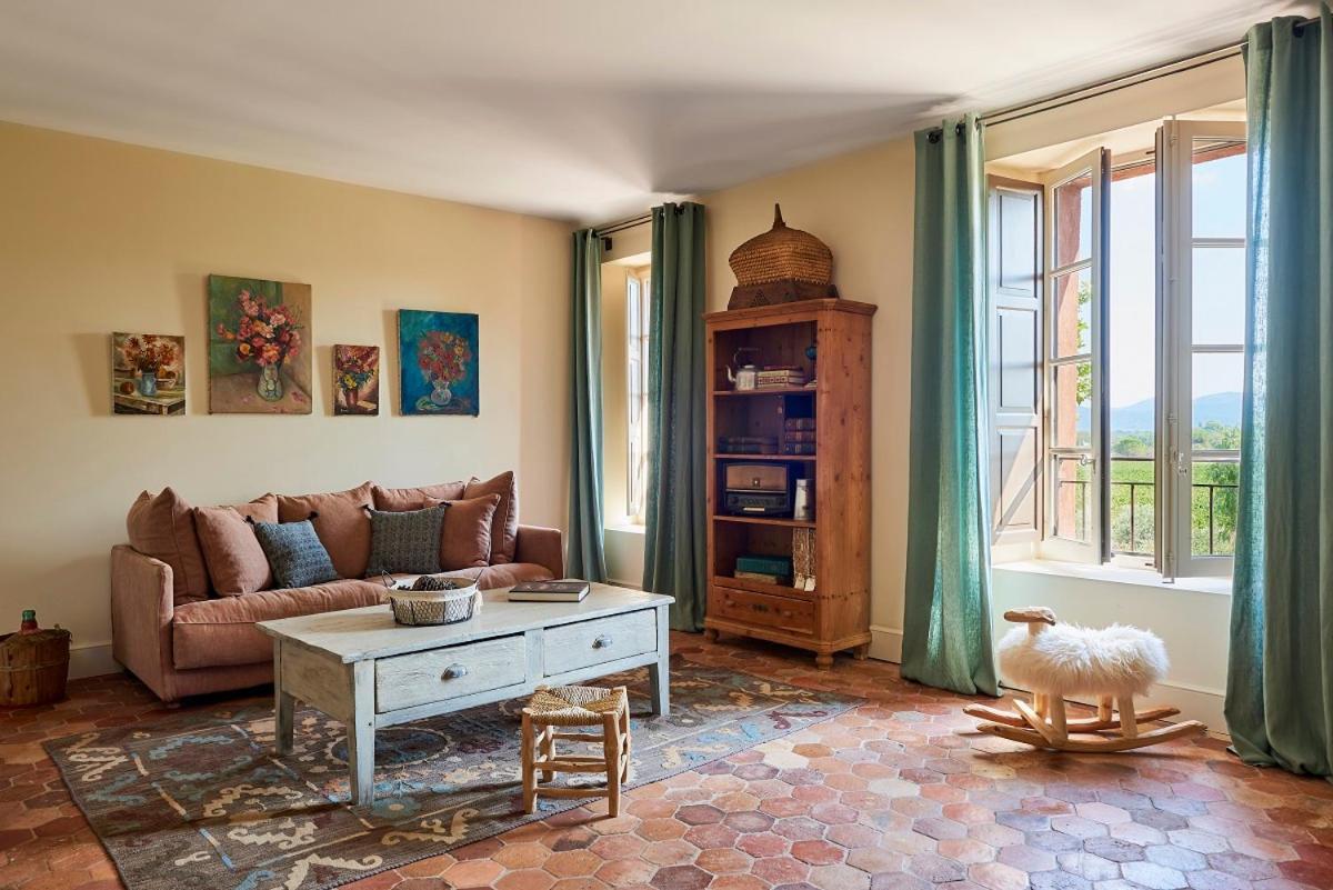 Chateau Saint Roux Le Luc-Le Cannet Des Maures Exteriör bild