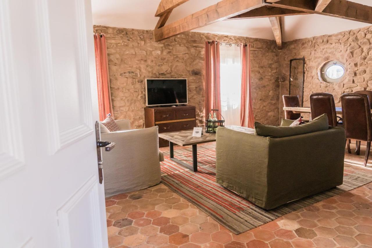 Chateau Saint Roux Le Luc-Le Cannet Des Maures Exteriör bild